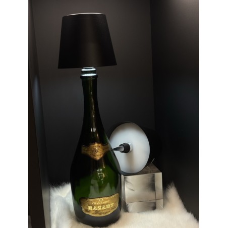 Chapeau de bouteille en métal LED